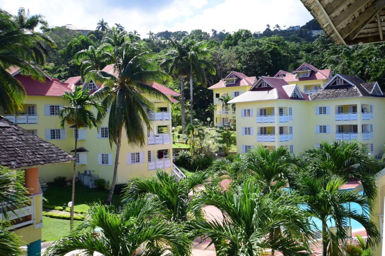 River Side Apt 9 @ Mystic Ridge. Ocho Rios Exteriér fotografie